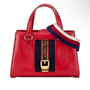 Gucci Sylvie 2 Way Bag